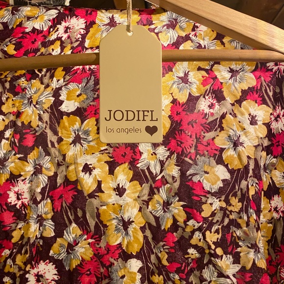 Shawl - Picture 5 of 5